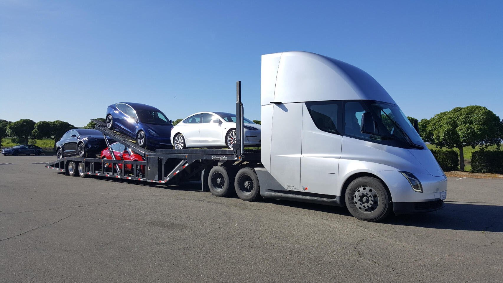 Tesla gradi tovarno v Nemčiji
