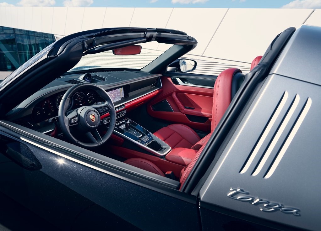 Eleganten, ekstravaganten in edinstven novi Porsche 911