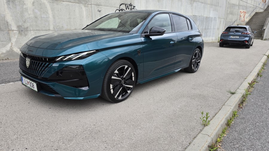 Peugeot 308 vožnjo jemlje resno